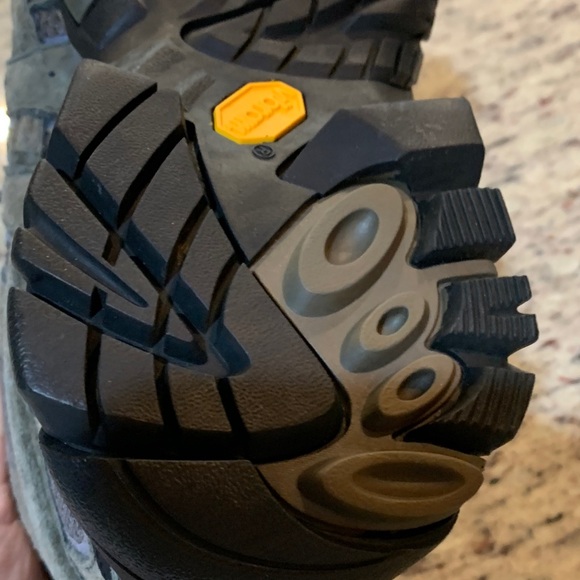 Merrell Gray and Black Ankle Boots - Picture 7 of 7